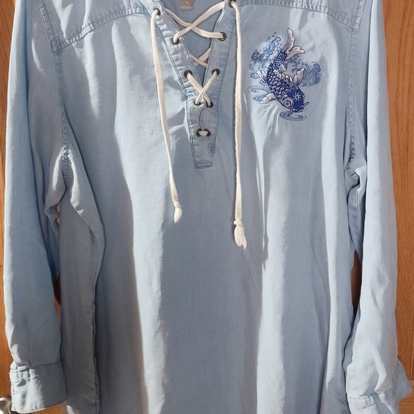 Pirate Style Lace Up Shirt - Picture 2 of 6